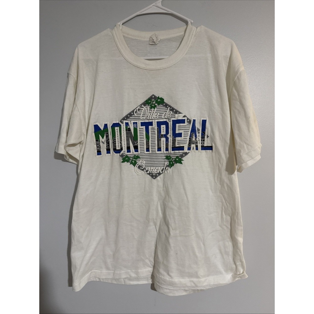 Vintage 90s Single Stitch T-Shirt Montreal Canada Adults Size XL - Made in USA